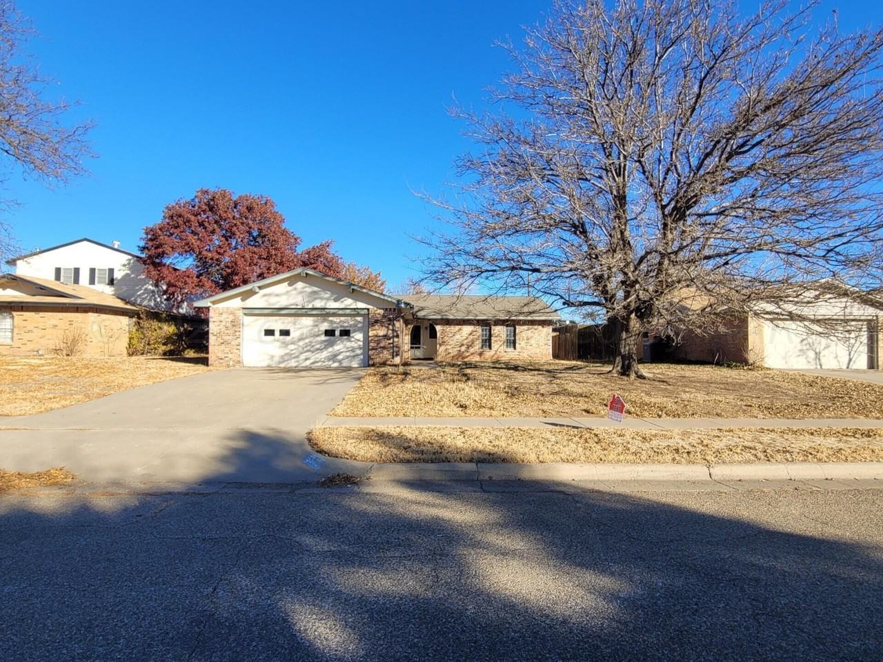5302 Granada Dr, Amarillo, TX 79109 3 Bedroom Apartment for 1,750