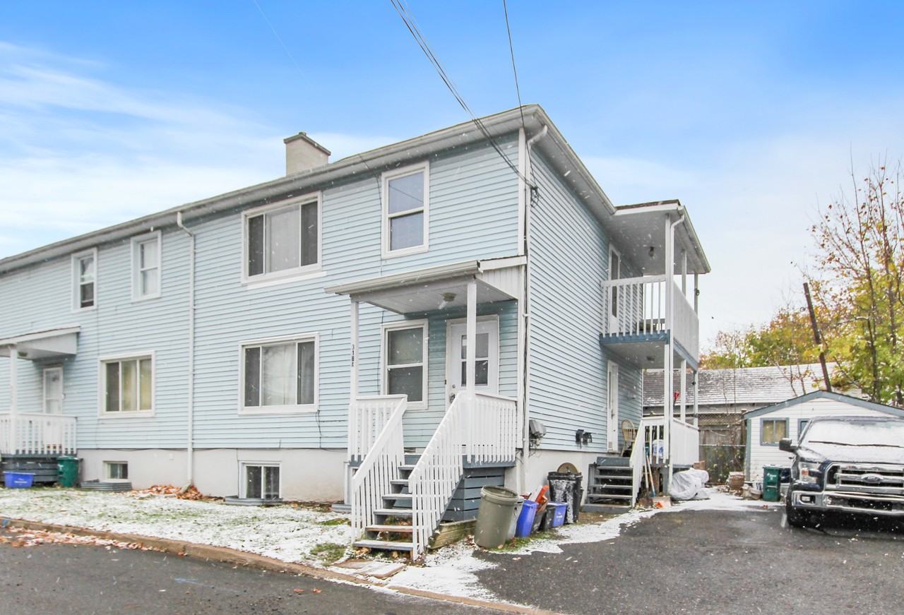 318A Altha Avenue, NEWLY RENOVATED 2 Bedroom Unit Apartments 318