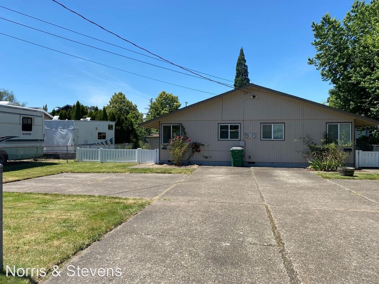 NW Duplex Rentals Apartments 901 N Pecan Ct, Newberg, OR 97132 Zumper