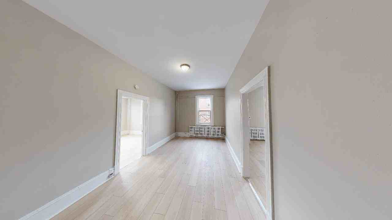 260 ½ Dalhousie Apartments 260 Dalhousie St, Ottawa, ON K1N 7E4 Zumper