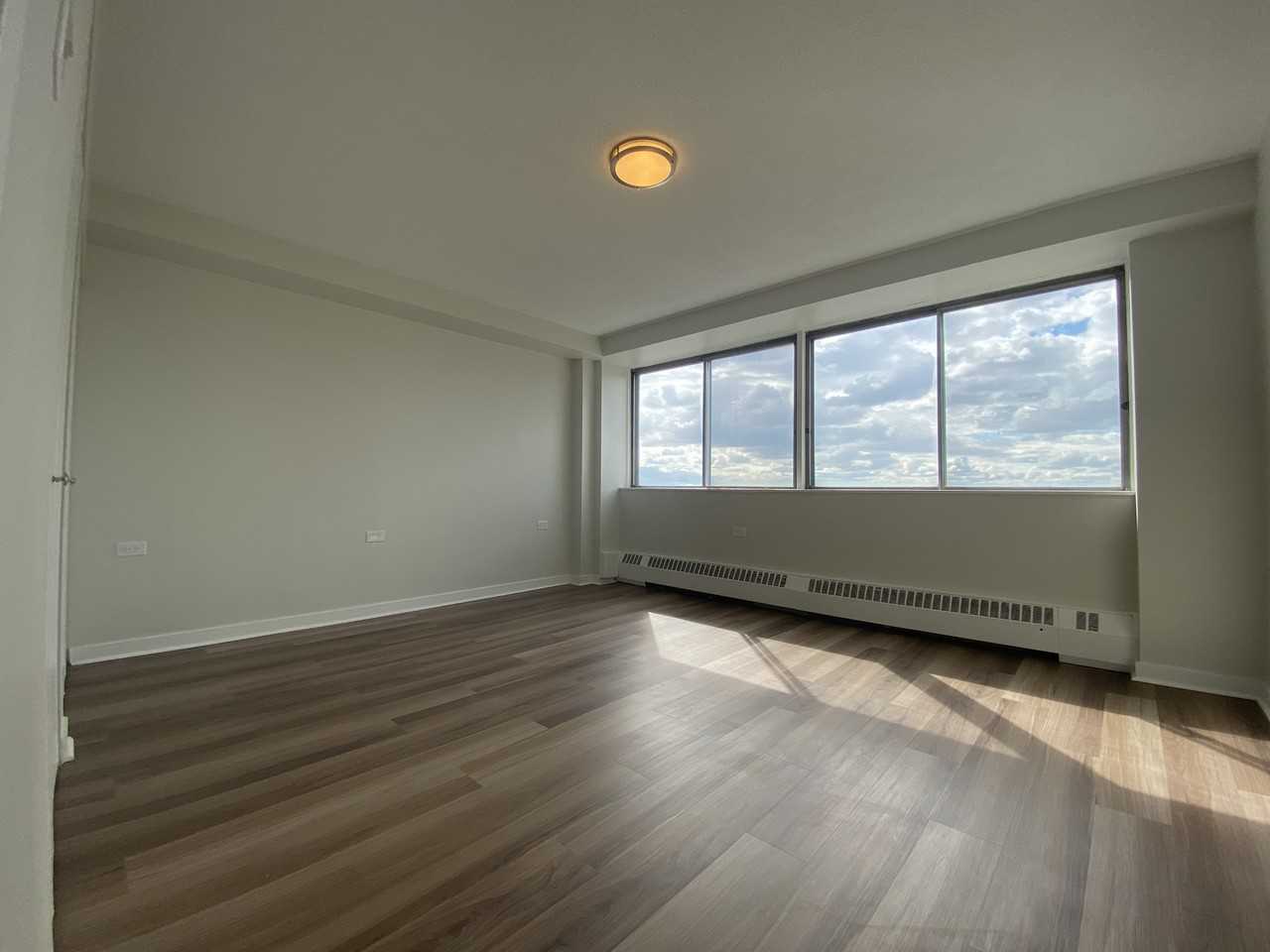 5501 Adalbert Apartments 5501 Av Adalbert, Côte SaintLuc, QC H4W 2B1