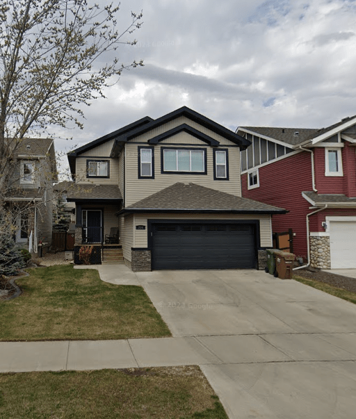 3 Bedroom 2.5 Bathroom House in North Ridge Apartments 216 North