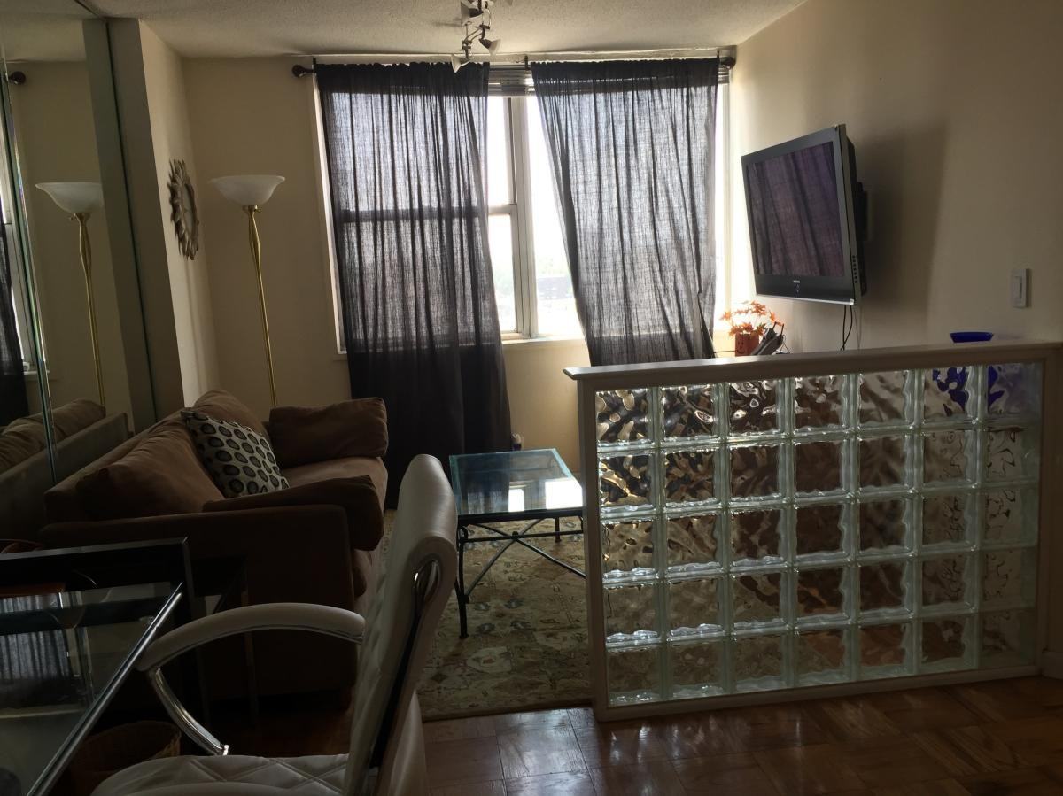 201 Bridge Plaza N 11G, Fort Lee, NJ 07024 1 Bedroom Condo for Rent