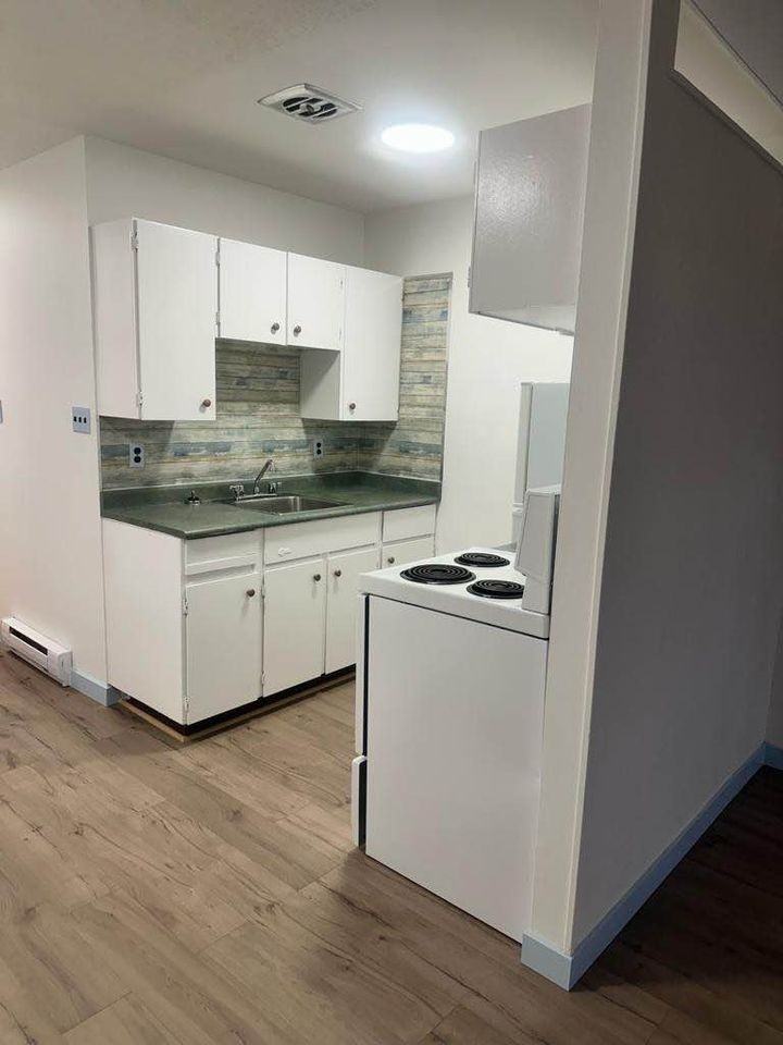 1244 Balmoral Rd 11, Victoria, BC V8T 1B3 1 Bedroom Apartment for 1,795/month Zumper