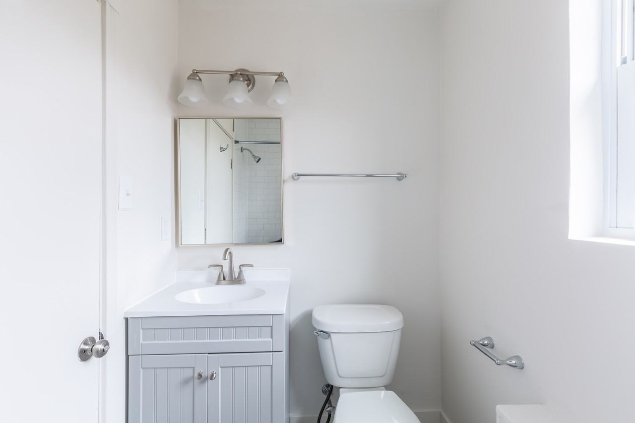 Noah at Yorkewood Apartments 1101 1/2 Ramblewood Rd, Baltimore, MD