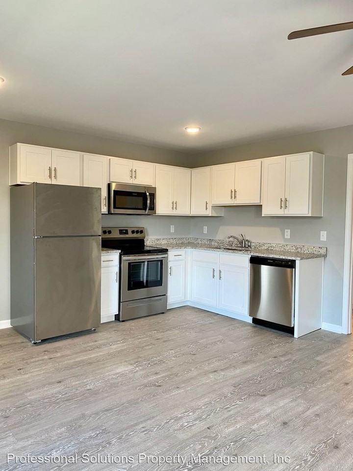 165 S. Killarney Lane Apartments 165 S Killarney Ln, Richmond, KY