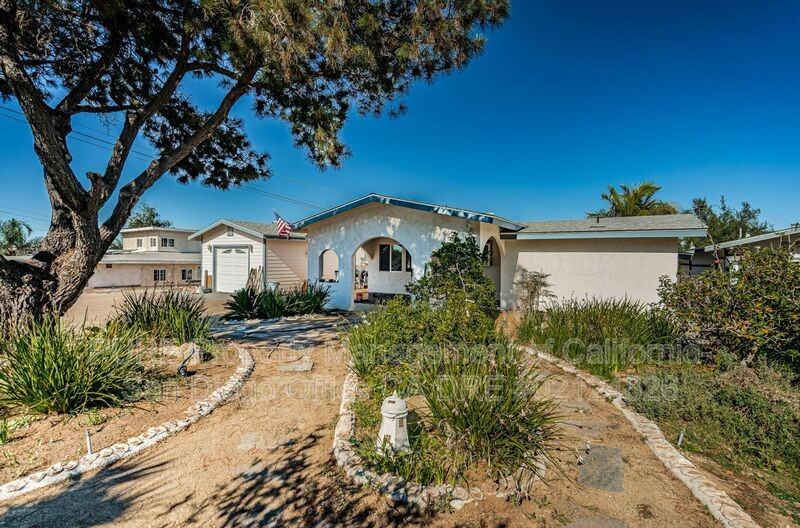 9240 Vista Dr, Spring Valley, CA 91977 3 bedroom House Rental Zumper