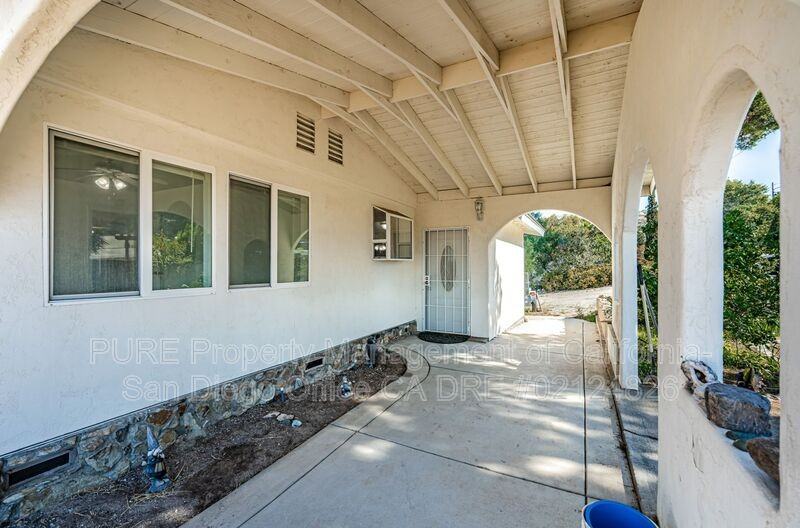 9240 Vista Dr, Spring Valley, CA 91977 3 bedroom House Rental Zumper