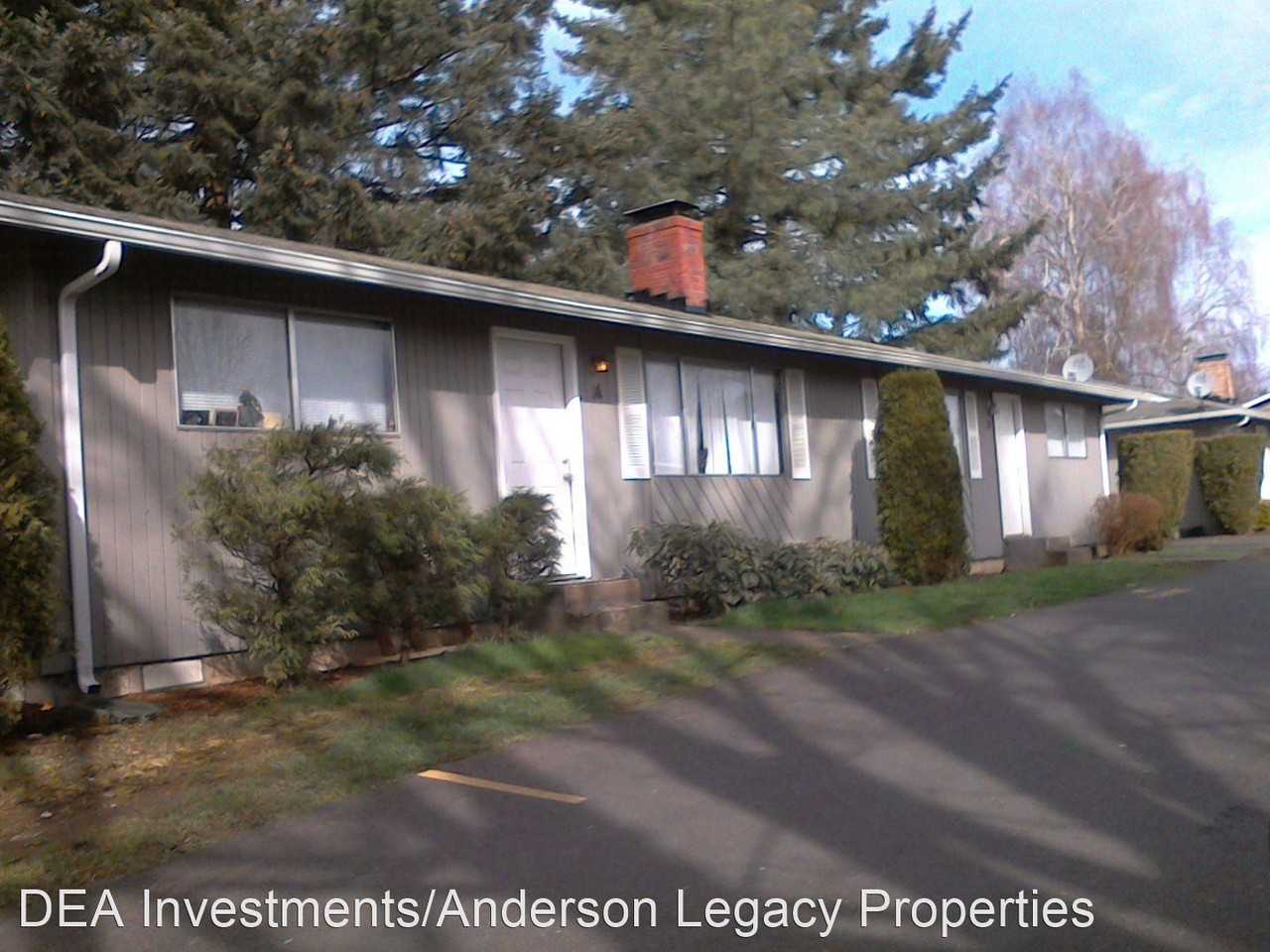 Large Two Bedroom Duplex Homes with a Private Back Yard Apartments