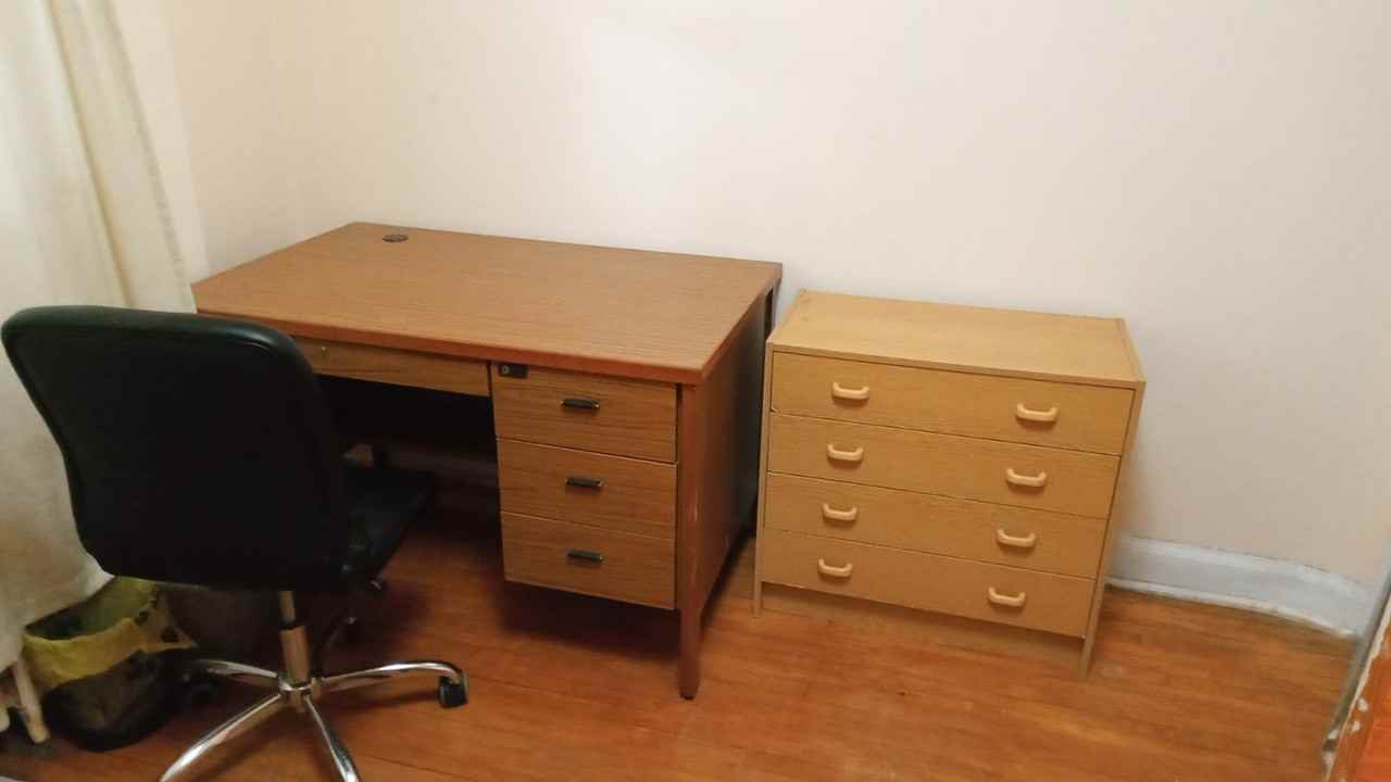 Dufferin St & Eglinton Ave W, Toronto, ON M6E 3Y1 Room for 650/month