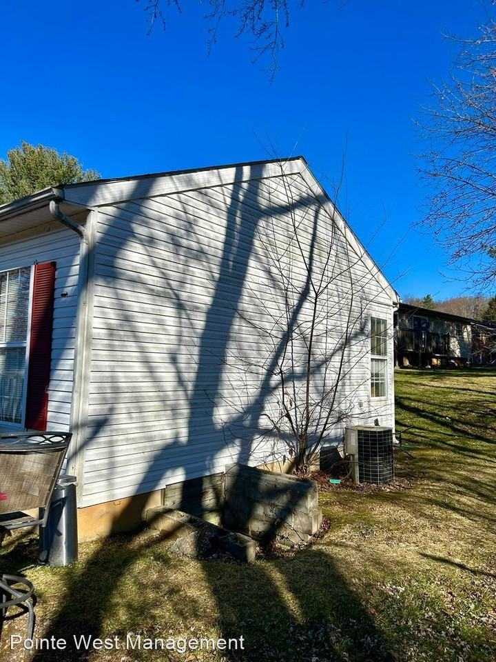 710 & 710A Roanoke Street Apartments in McBryde, Blacksburg, VA 24060