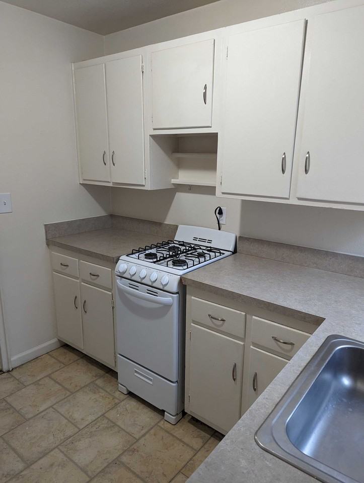 Sunnycrest Manor Apartments 607 Robinson St, Syracuse, NY 13206 Zumper