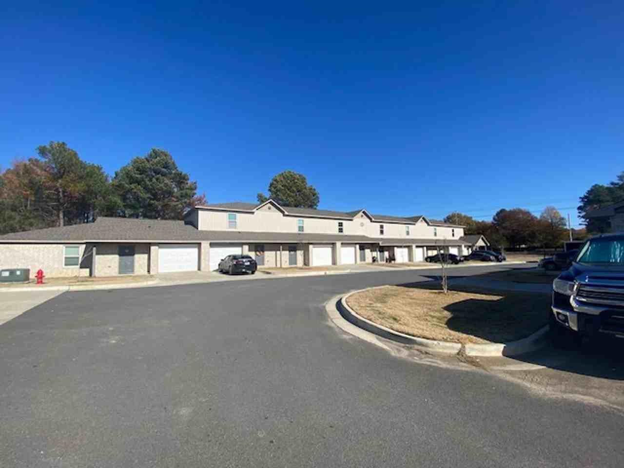 German Oaks Apartments 1295 E German Ln, Conway, AR 72032 Zumper