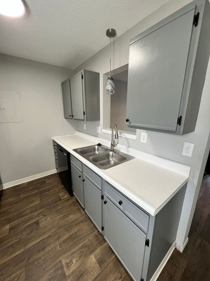 Park Meadows Apartments 10010 E Boston St, Wichita, KS 67207 Zumper