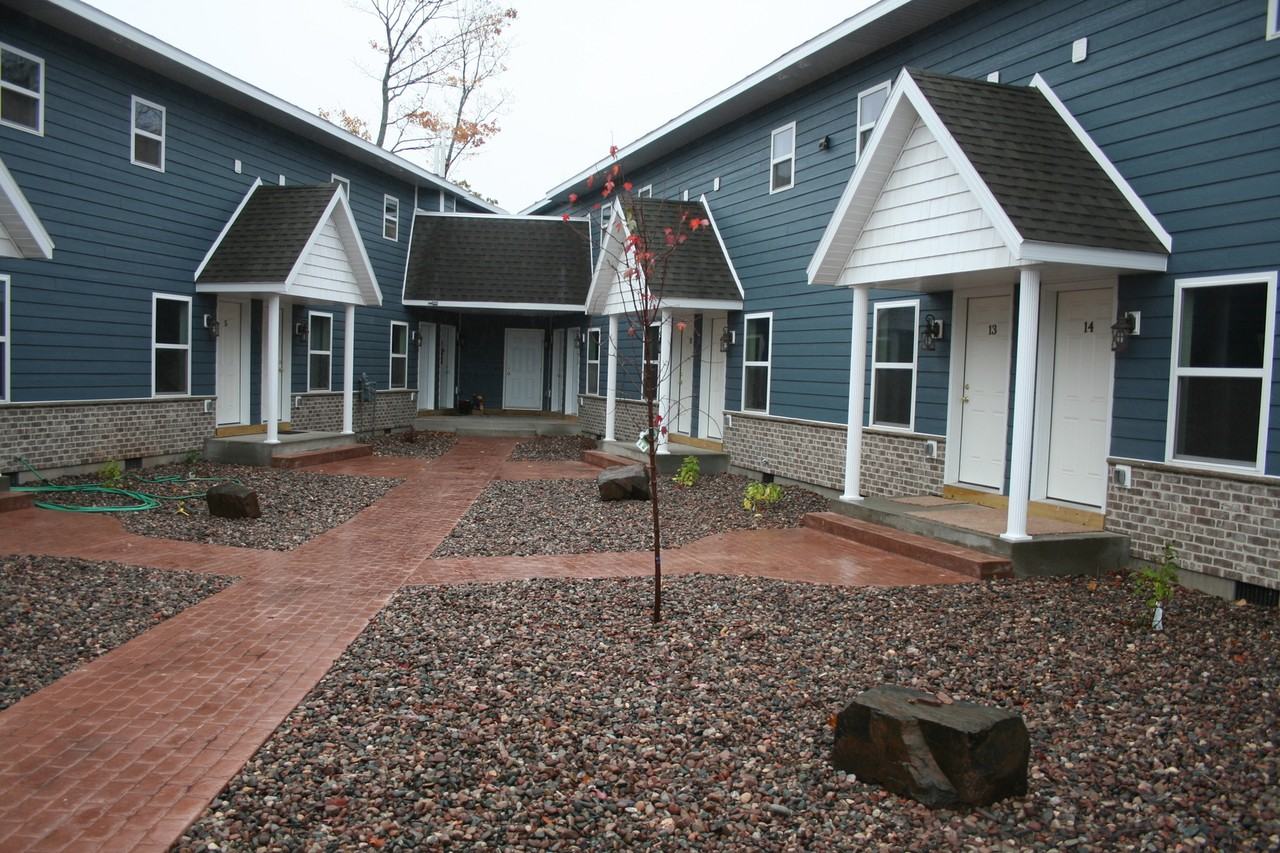 Wedgewood 2747 Scenic Drive Apartments 2747 Scenic Dr, Marquette, MI