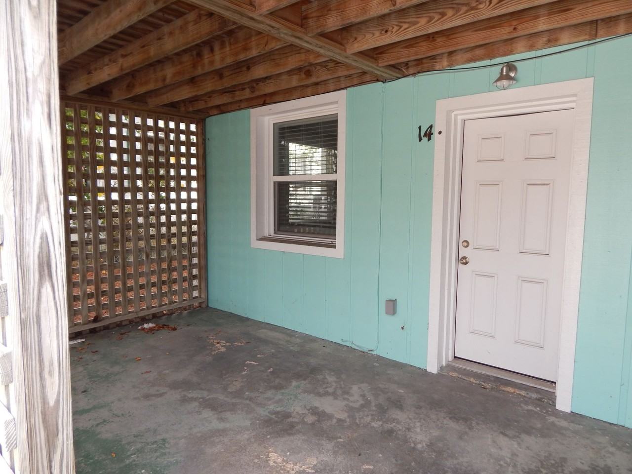 14 Lagoon Dr, Wrightsville Beach, NC 28480 3 Bedroom Apartment for