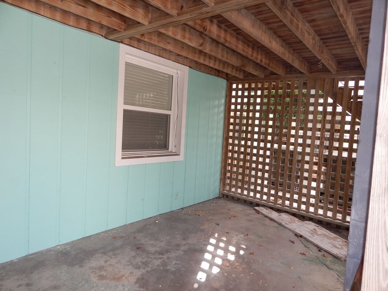 14 Lagoon Dr, Wrightsville Beach, NC 28480 3 Bedroom Apartment for