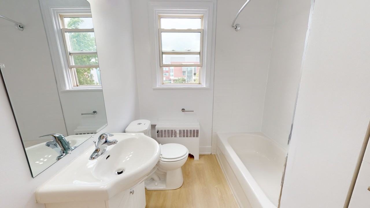 775 Concession Apartments in Raleigh, Hamilton, ON L8V 1C4 Zumper