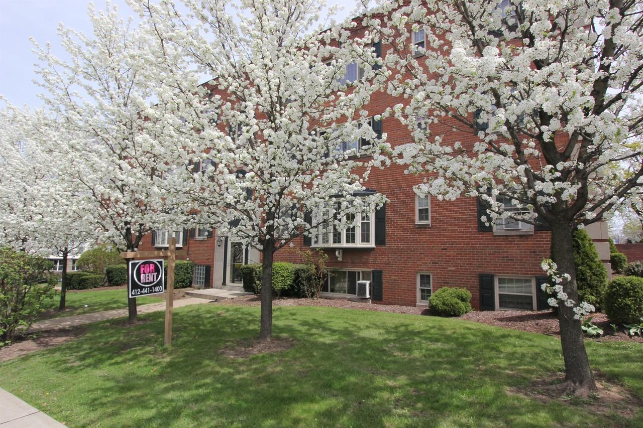 REGENCY COURT APARTMENTS 018 6005 6009/6 5th Ave, Pittsburgh, PA