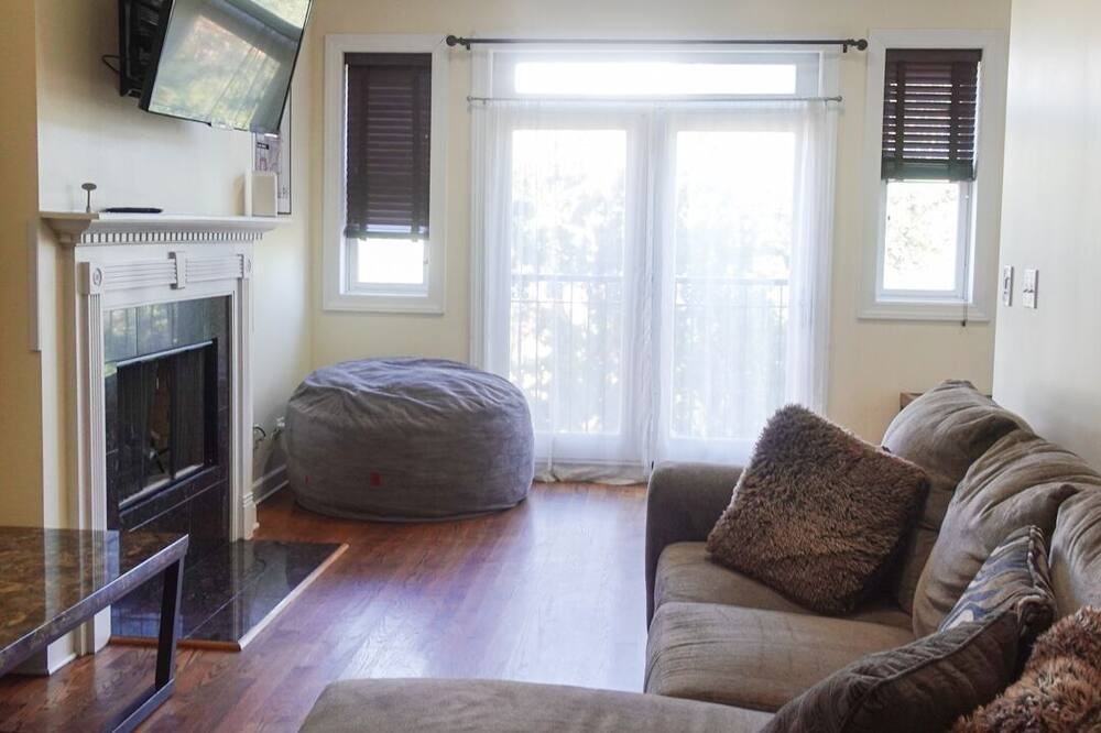 Short Term Rentals In Chicago, IL Apartments & Houses Available