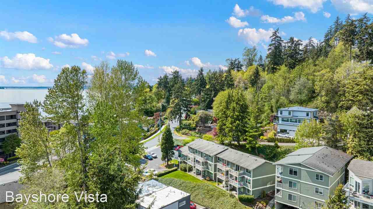 Bayshore Vista Apartments 11615 11615 11627 91st Lane NE, Kirkland