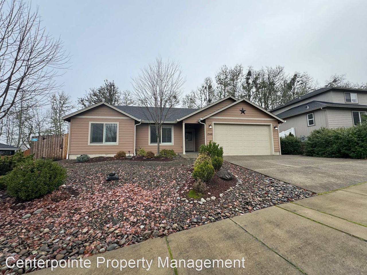 1540 W Tarragon Dr, Roseburg, OR 97471 3 Bedroom House for 2,200/month