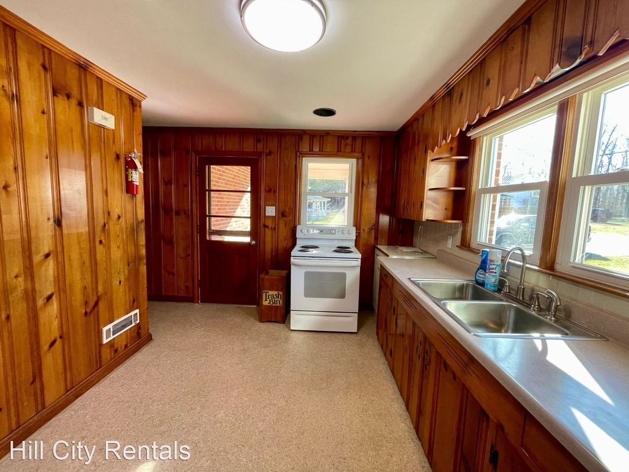 2411 Lone Jack Rd, Lynchburg, VA 24501 3 Bedroom House for 1,300/month