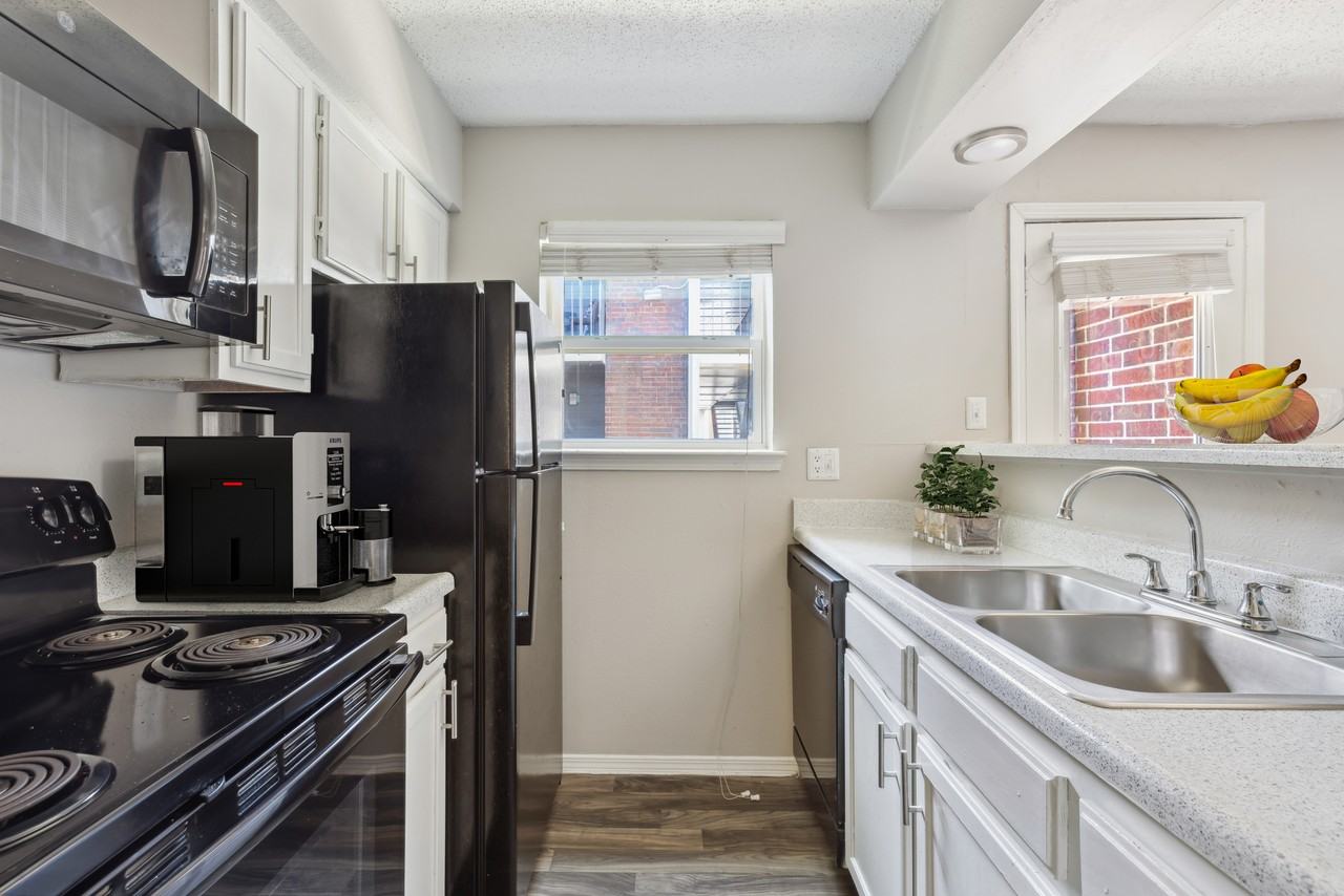 The Hamptons Apartments 18175 Midway Rd, Dallas, TX 75287 Zumper