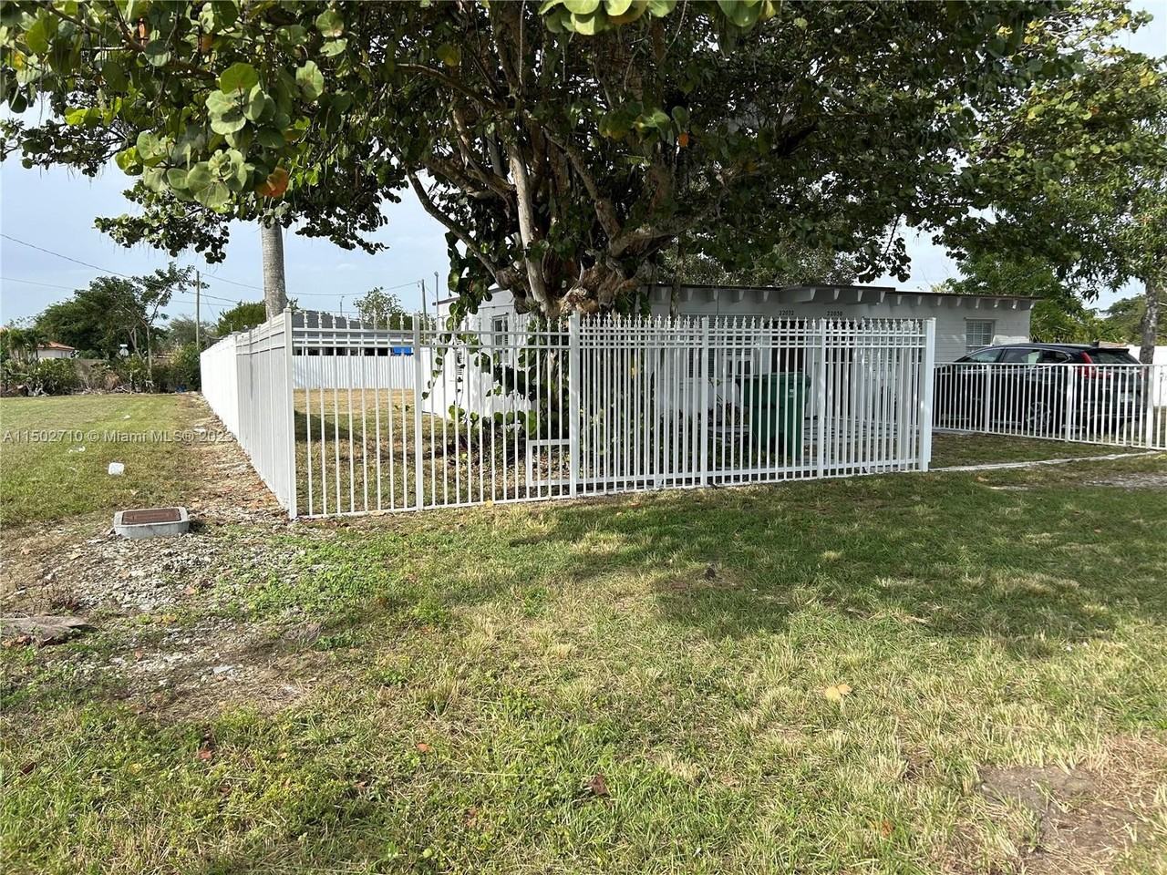 22032 Sw 122nd Ave B, Goulds, FL 33170 2 Bedroom Apartment for 1,900