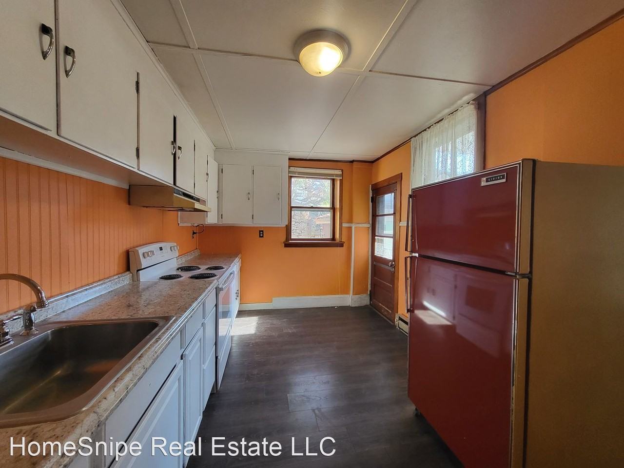 404 Washington St Apartments in Greenwood Hill, Pottsville, PA 17901