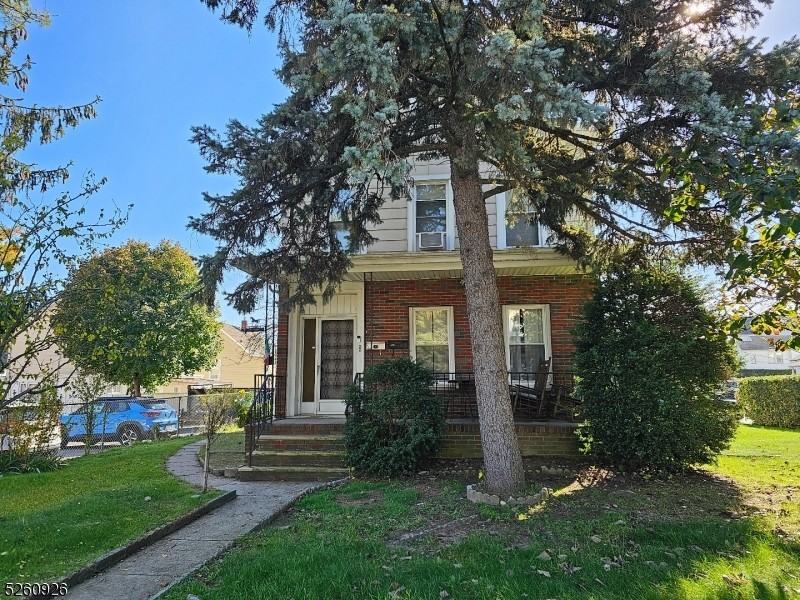 325 Totowa Rd, Totowa, NJ 07512 3 Bedroom Apartment for 2,500/month