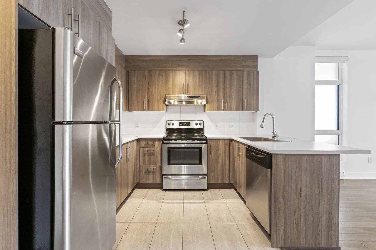 Tour de la Rive Boisée Apartments 157 Ch De La RiveBoisée, Montréal