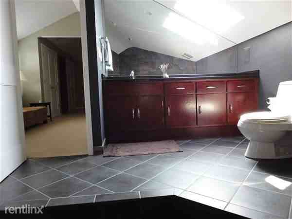 Franklin Apartments in Lower East Side, Milwaukee, WI 53202 Zumper