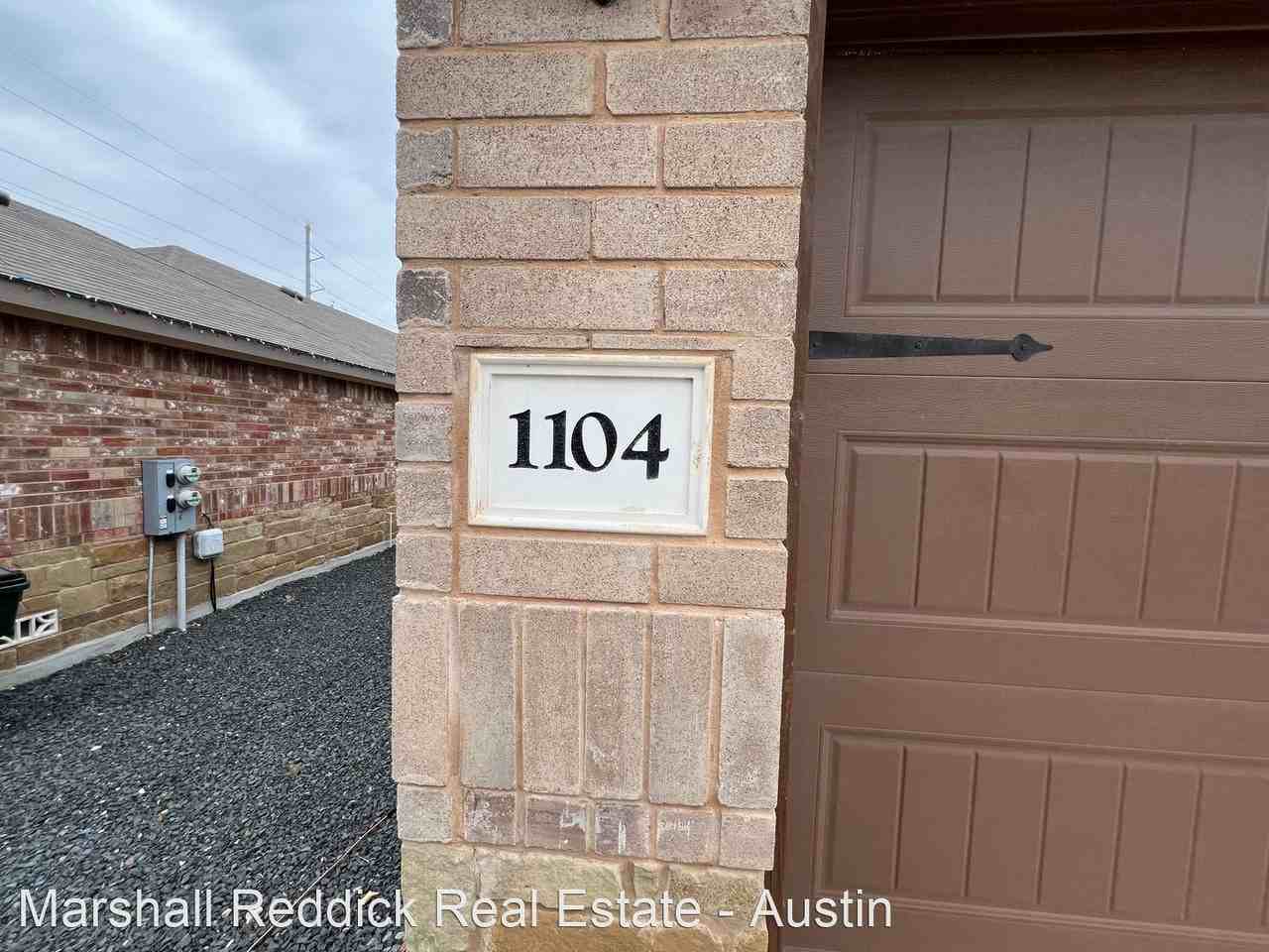 Luxury 3/2 Duplex in Seguin, Texas Apartments 1104 Burek Cross 1106