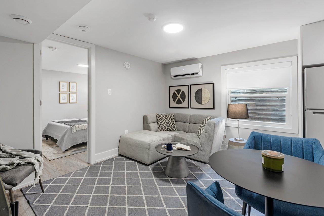 136144 Osgoode Apartments in Sandy Hill, Ottawa, ON K1N 6S4 Zumper