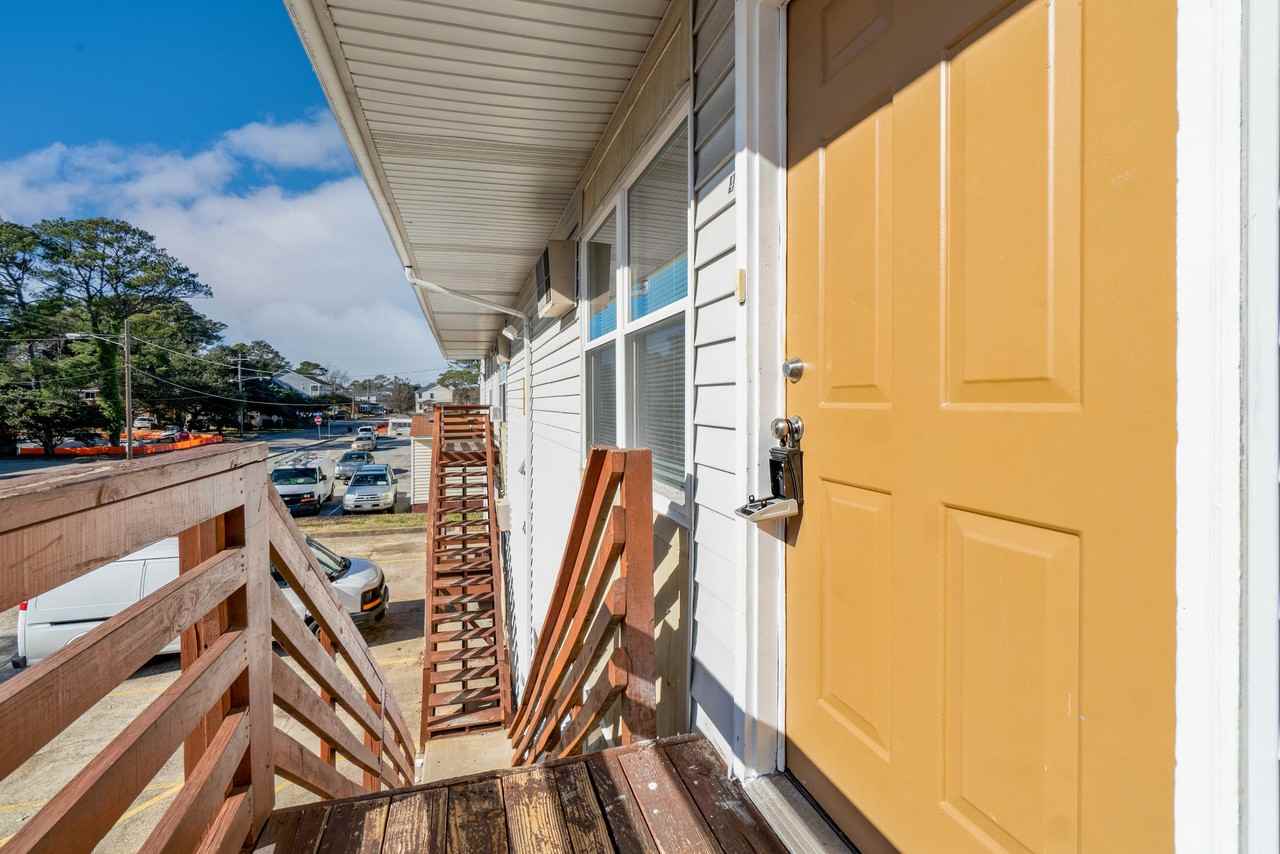 2916 Pleasant Ave Apartments in East Ocean View, Norfolk, VA 23518 Zumper