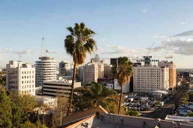 Chateau Alto Nido Apartments 1851 Ivar Ave, Los Angeles, CA 90028