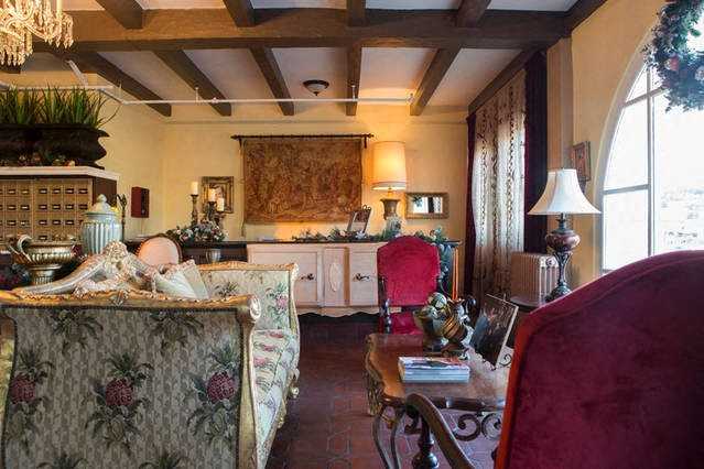 Chateau Alto Nido Apartments 1851 Ivar Ave, Los Angeles, CA 90028