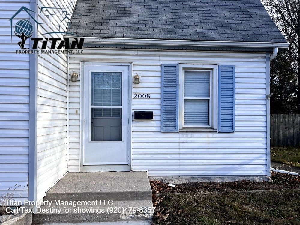 2008 Calumet Dr, New Holstein, WI 53061, USA 2 unit Rentals Zumper