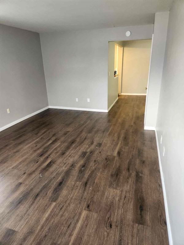 615 W Prairie Ave 5, Decatur, IL 62522 2 Bedroom Apartment for 850