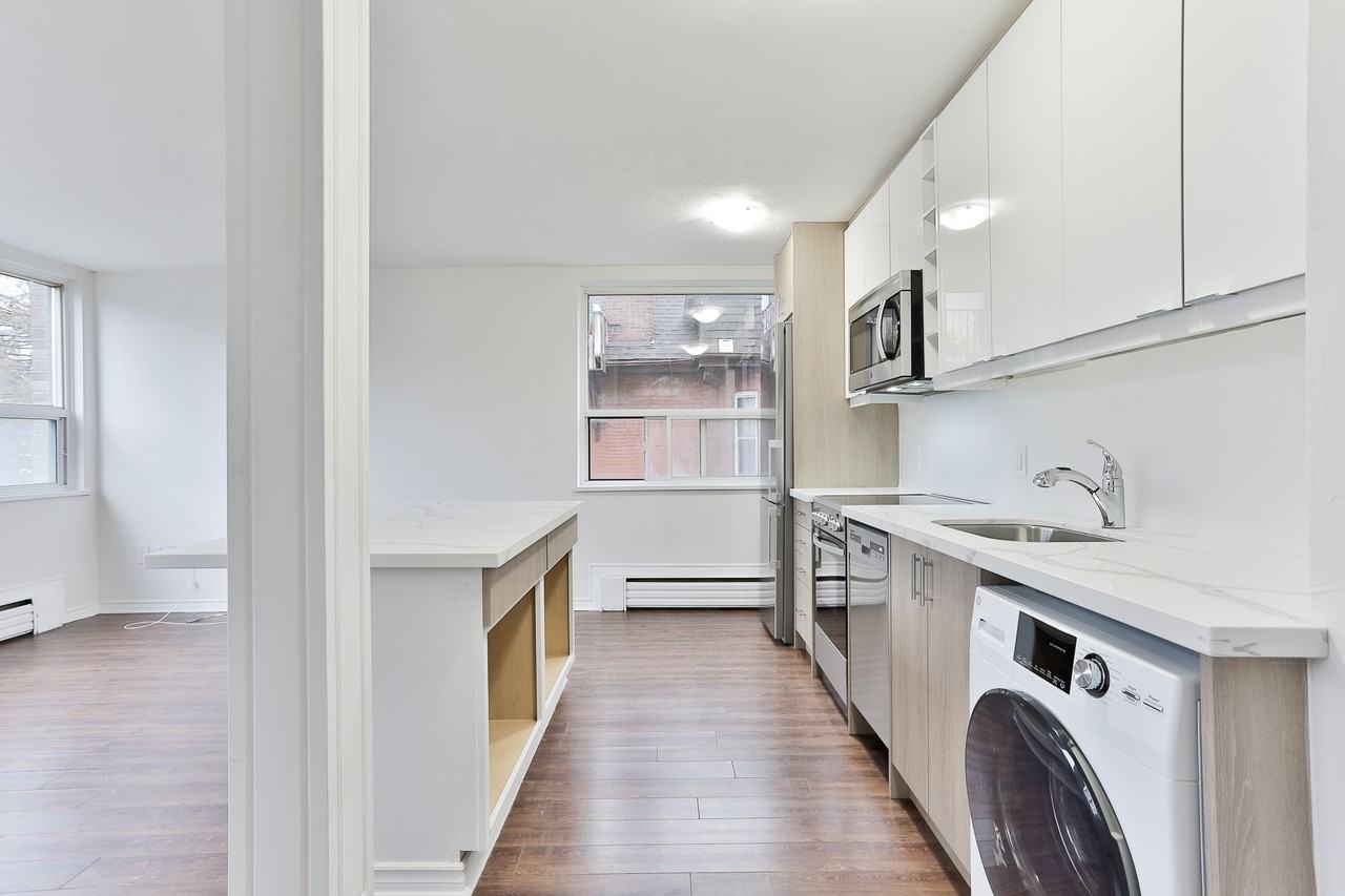 140 Springhurst Avenue Apartments 140 Springhurst Ave, Toronto, ON