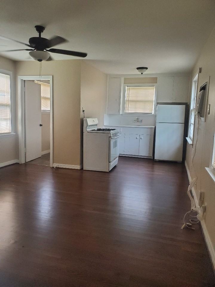 4321/4323 Hain St Apartments in Northside Village, Houston, TX 77009