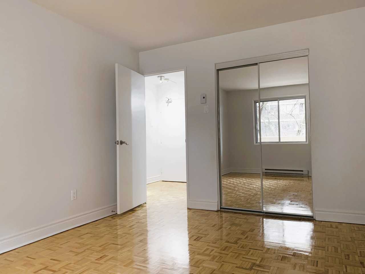 1530 Dr. Penfield Apartments in Montréal, QC H3G 1C1 Zumper