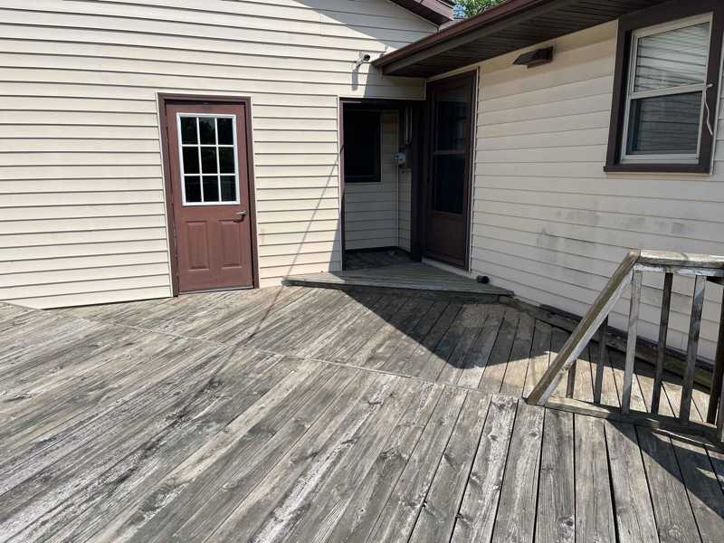 7803 N Crestline Dr, Peoria, IL 61615 2 Bedroom House for 1,000/month