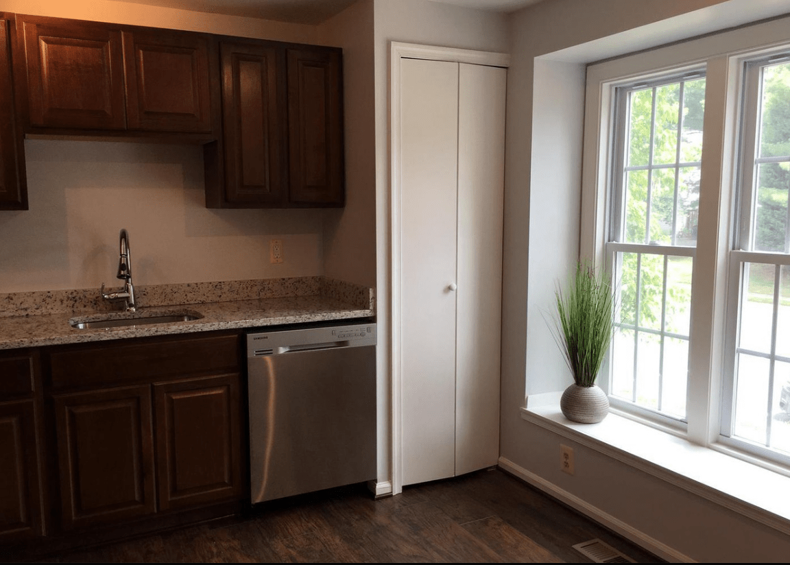 14327 Little Rocky Mountain Ct 3, Centreville, VA 20120 3 Bedroom