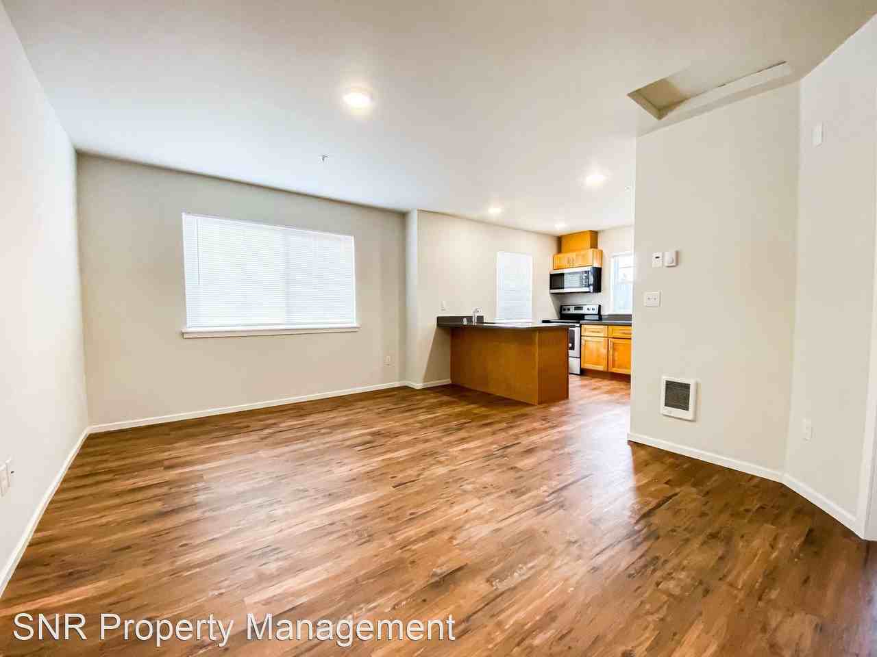 Quiet Meadows 1402 E 69th St Apartments in Eastside, WA 98404