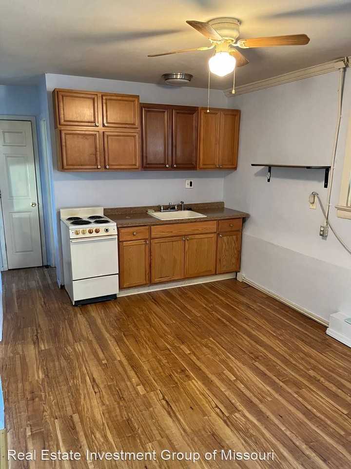 1213 Noah Dr. Units 14 Apartments in Imperial, MO 63052 Zumper