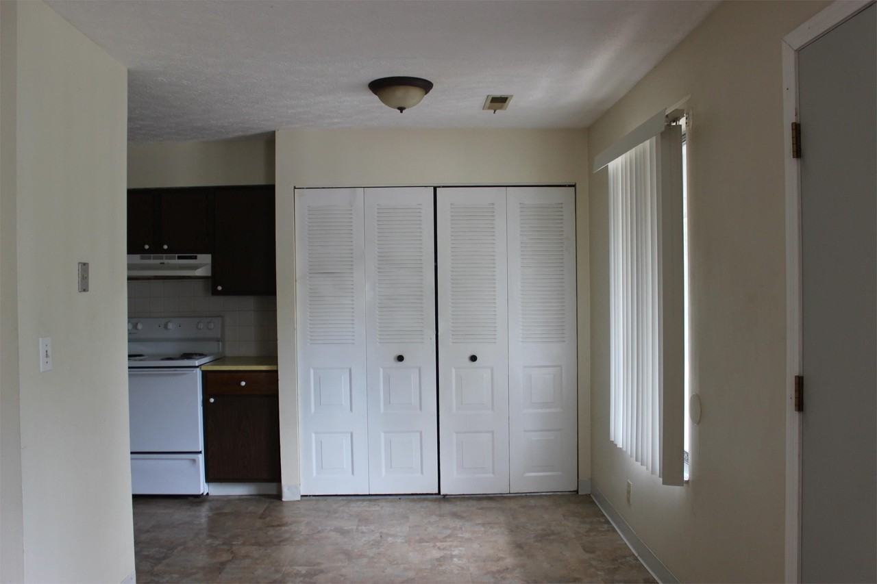 Brimfield Square Apartments 1300 Brimfield Dr, Kent, OH 44240 Zumper