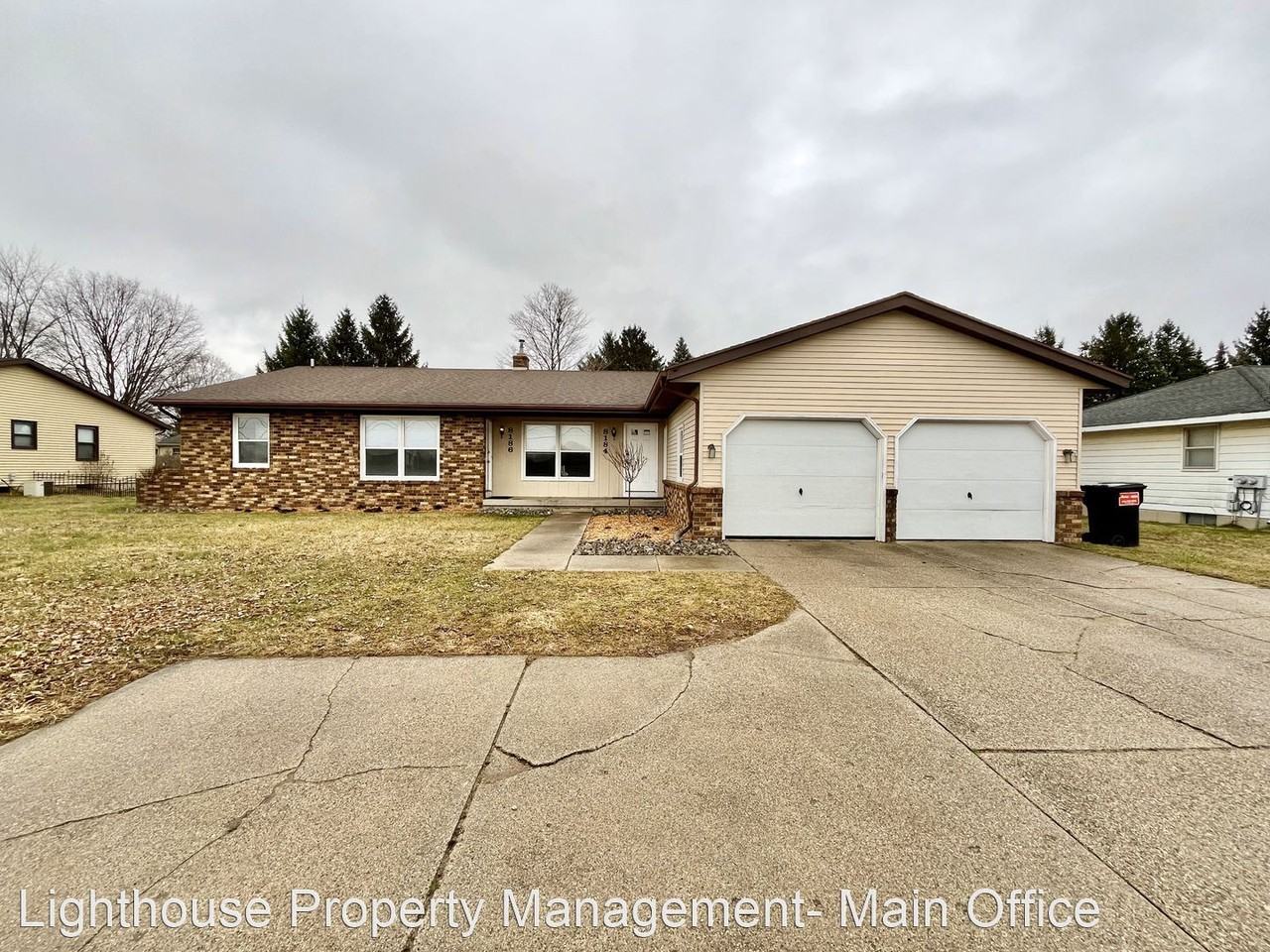 8184 / 8186 20th Ave. Apartments in Jenison, MI 49428 Zumper