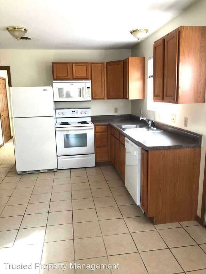 133, 135, 137 Wiese Parkway Apartments in Bourbon, MO 65441 Zumper